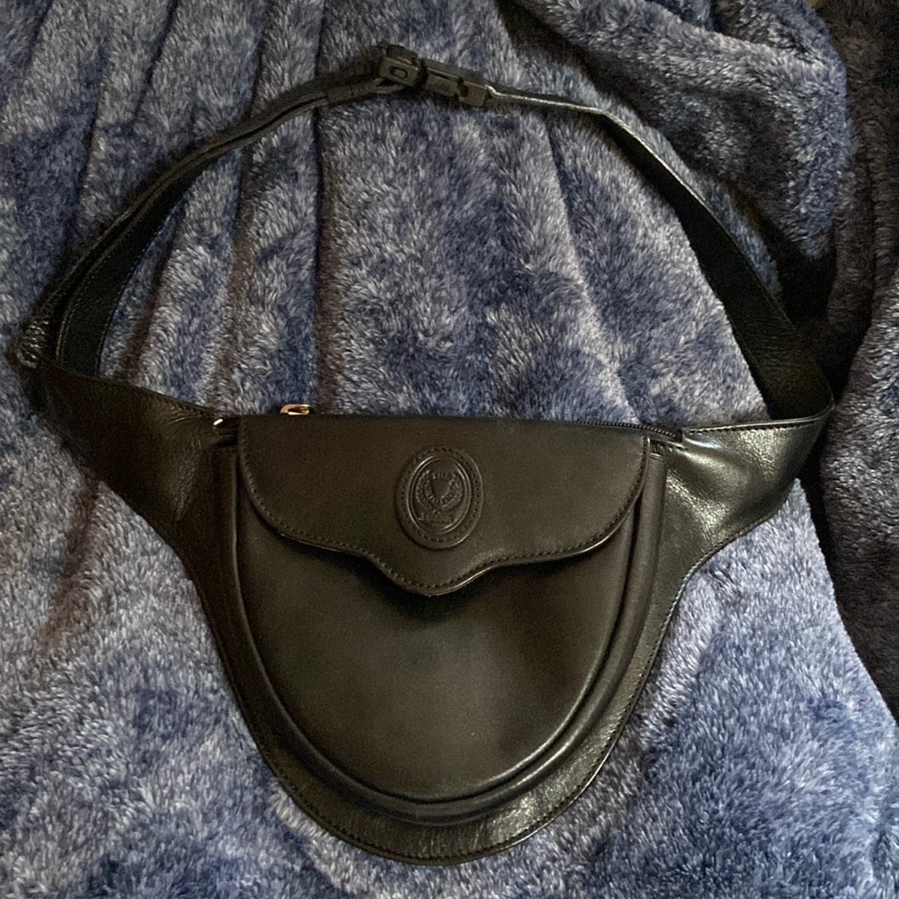 Fanny pack